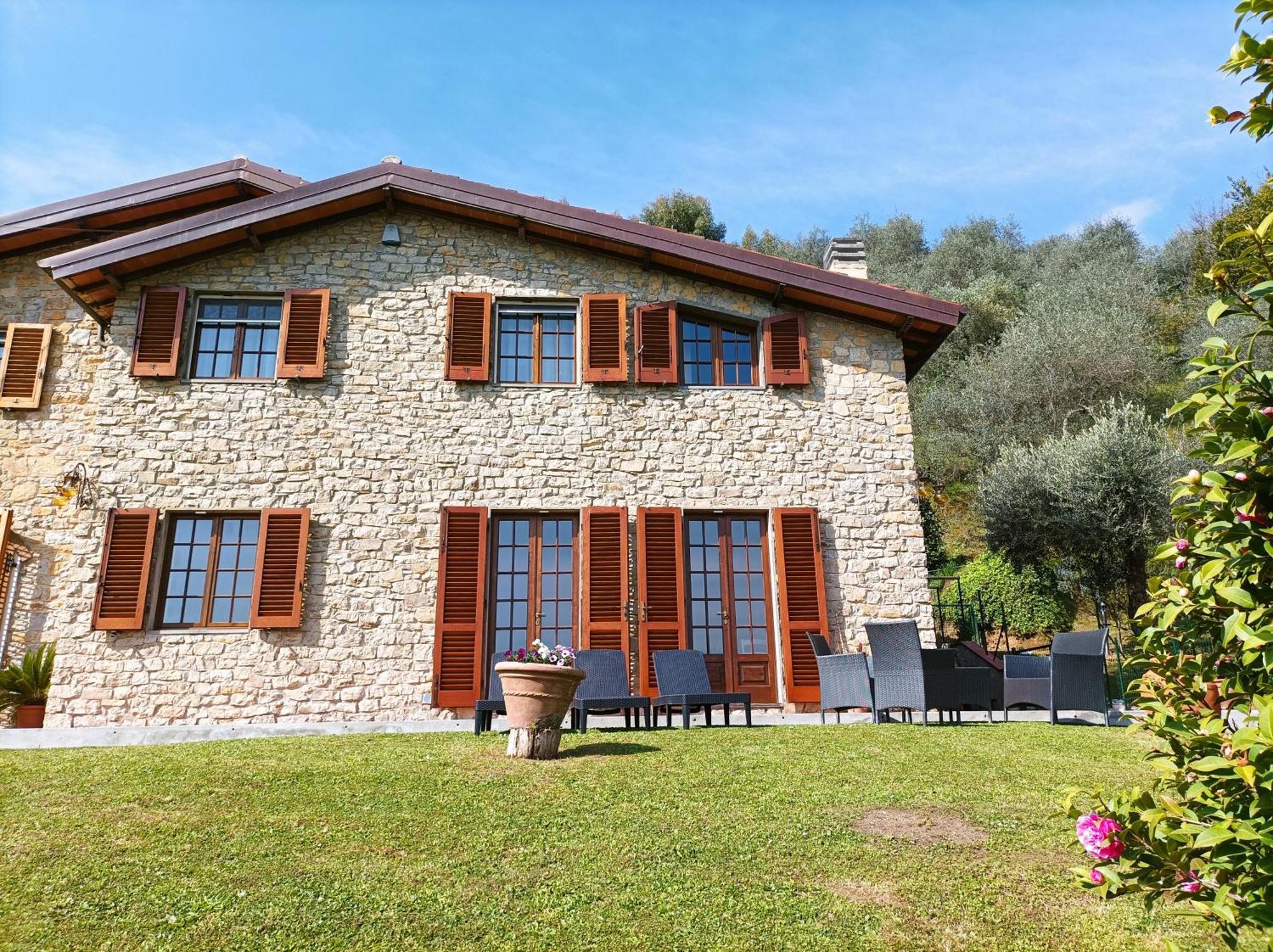 Villa Camelia Tuscany Pescia Exterior photo