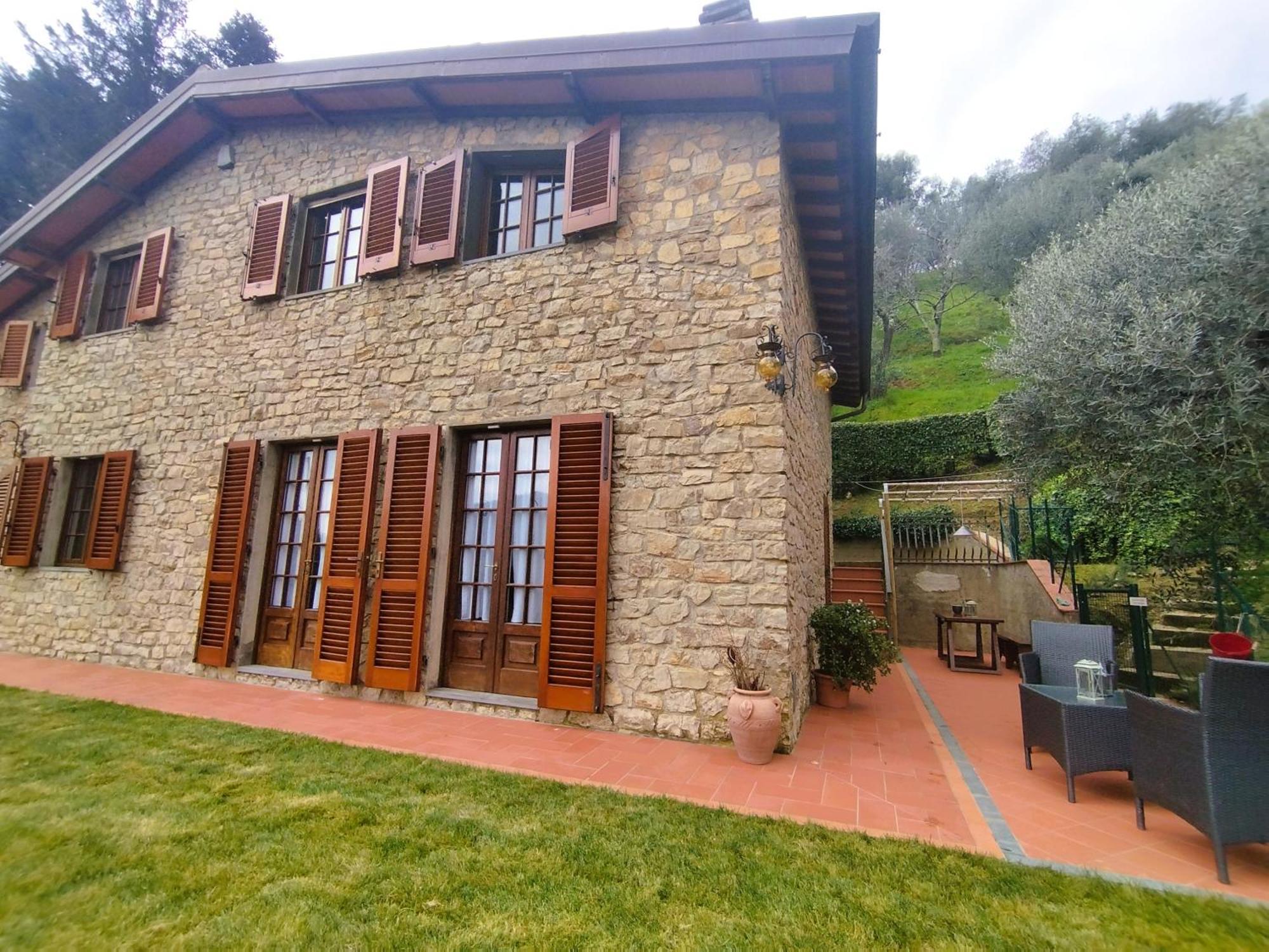 Villa Camelia Tuscany Pescia Exterior photo